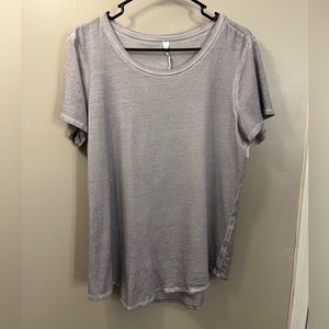lululemon athletica Gray Short Sleeve Tee
